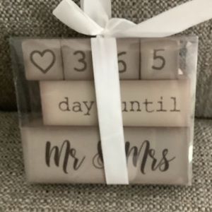 Wedding date countdown blocks